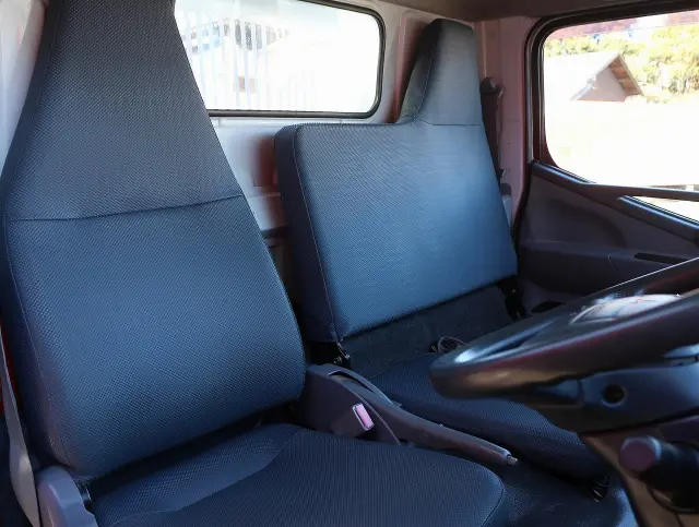 三菱 キャンター TKG-FBA30(2WD)の写真28