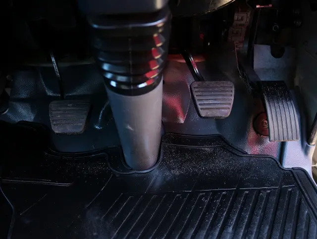 三菱 キャンター TKG-FBA30(2WD)の写真31