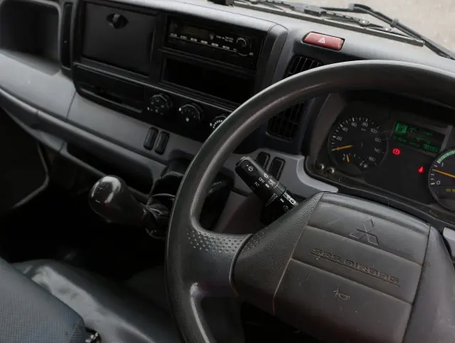 三菱 キャンター TKG-FBA60(2WD)の写真36