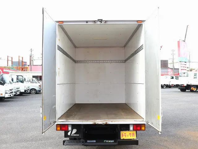 いすゞ エルフ TKG-NHR85AN(2WD)の写真9