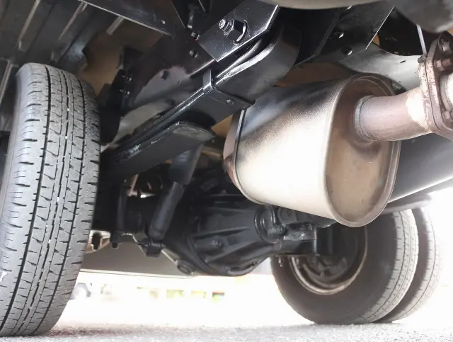 いすゞ エルフ TKG-NHR85AN(2WD)の写真34