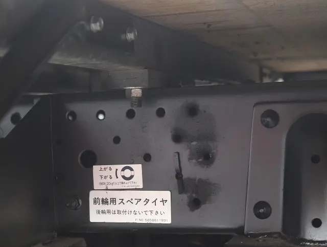 いすゞ エルフ TKG-NHR85AN(2WD)の写真36