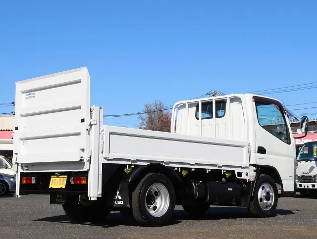 三菱 キャンター TKG-FBA50(2WD)の写真2