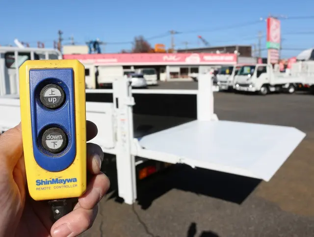 三菱 キャンター TKG-FBA50(2WD)の写真32