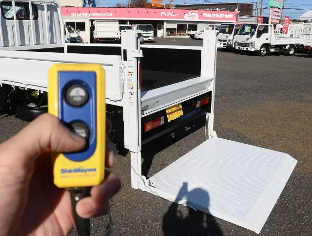 三菱 キャンター TKG-FBA50(2WD)の写真33