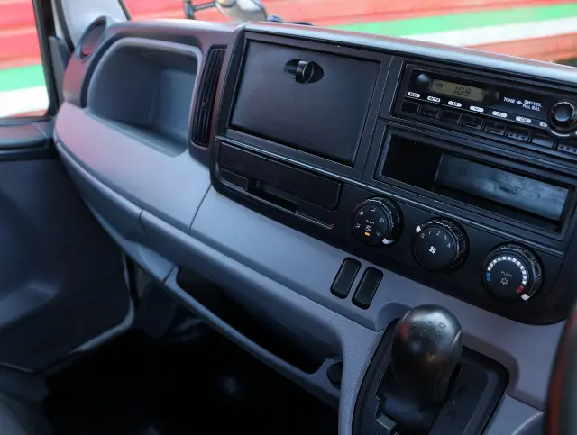 三菱 キャンター TKG-FBA50(2WD)の写真43