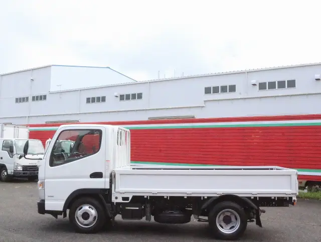 三菱 キャンター TPG-FBA20(2WD)の写真8