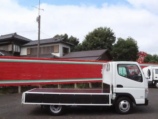 三菱 キャンター TPG-FBA20(2WD)の写真13