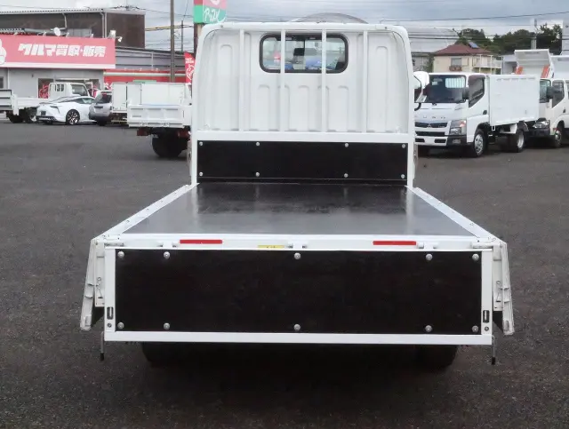 三菱 キャンター TPG-FBA20(2WD)の写真15