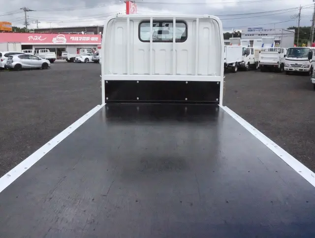 三菱 キャンター TPG-FBA20(2WD)の写真16
