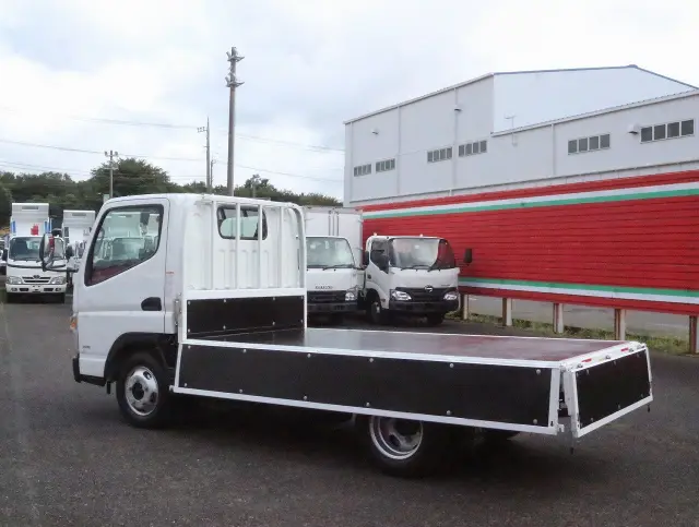 三菱 キャンター TPG-FBA20(2WD)の写真17