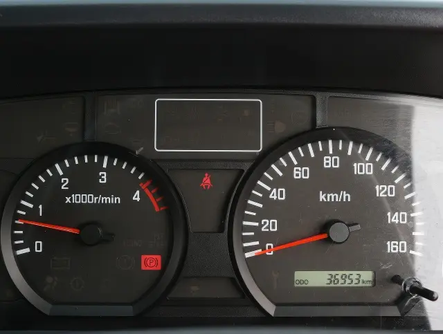 いすゞ エルフ TPG-NKR85AN(2WD)の写真34