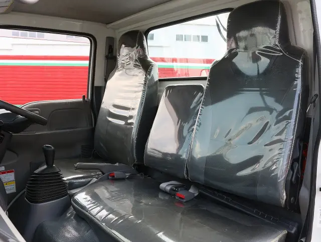 いすゞ エルフ TPG-NKR85AN(2WD)の写真41