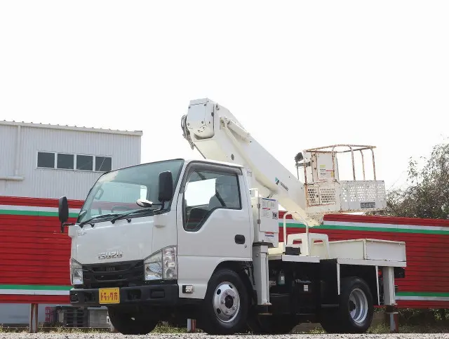 いすゞ エルフ TPG-NKR85AN(2WD)の写真50