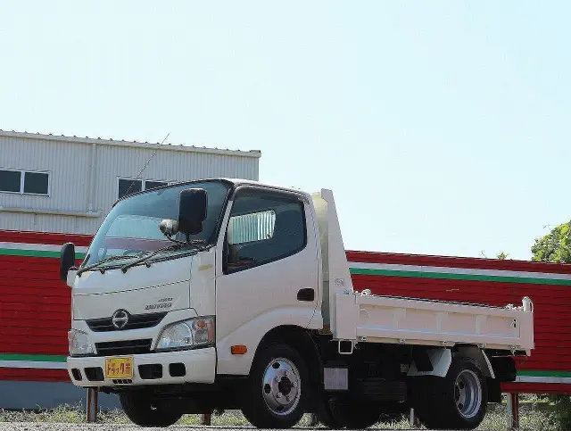 日野 デュトロ TKG-XZU675T(4WD)の写真2