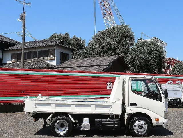 日野 デュトロ TKG-XZU675T(4WD)の写真5