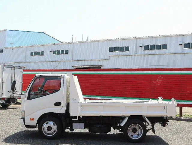 日野 デュトロ TKG-XZU675T(4WD)の写真9
