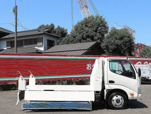 日野 デュトロ TKG-XZU675T(4WD)の写真13