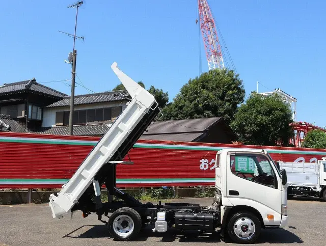 日野 デュトロ TKG-XZU675T(4WD)の写真20