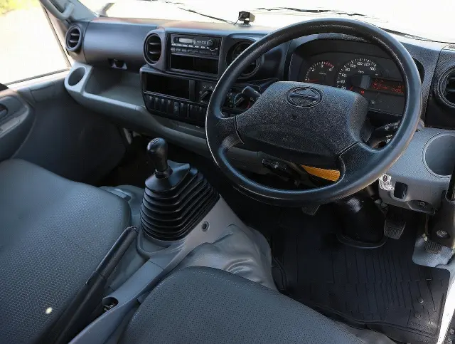 日野 デュトロ TKG-XZU675T(4WD)の写真33