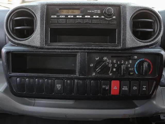 日野 デュトロ TKG-XZU675T(4WD)の写真41