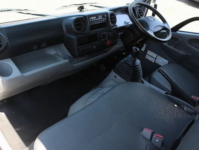 日野 デュトロ TKG-XZU675T(4WD)の写真44