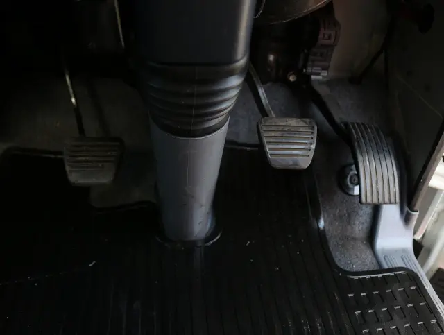 三菱 キャンター TKG-FBA20(2WD)の写真34