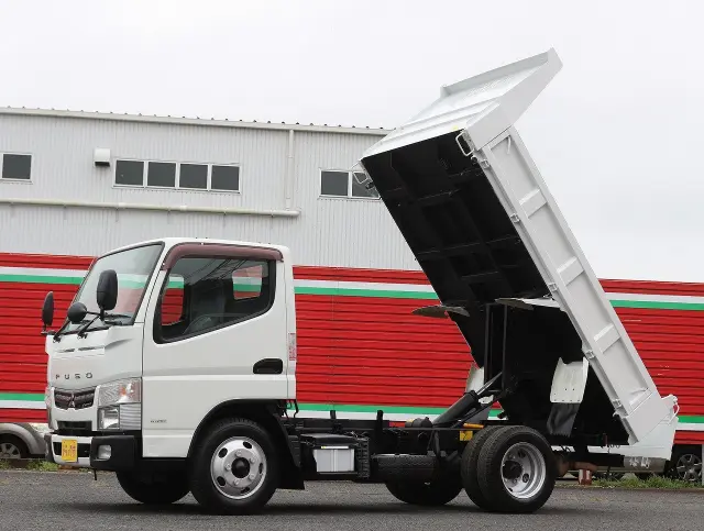 フロント|三菱 キャンター TKG-FBA60(2WD)の写真1