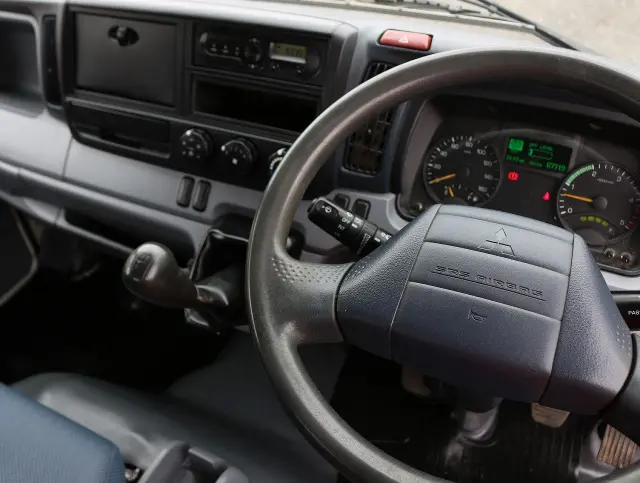 三菱 キャンター TKG-FBA60(2WD)の写真31