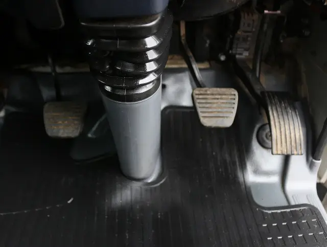 三菱 キャンター TKG-FBA60(2WD)の写真33