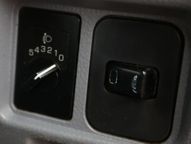 三菱 キャンター TKG-FBA60(2WD)の写真35