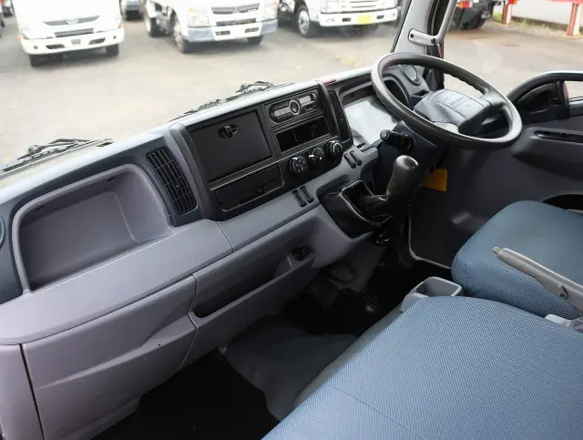 三菱 キャンター TKG-FBA60(2WD)の写真36