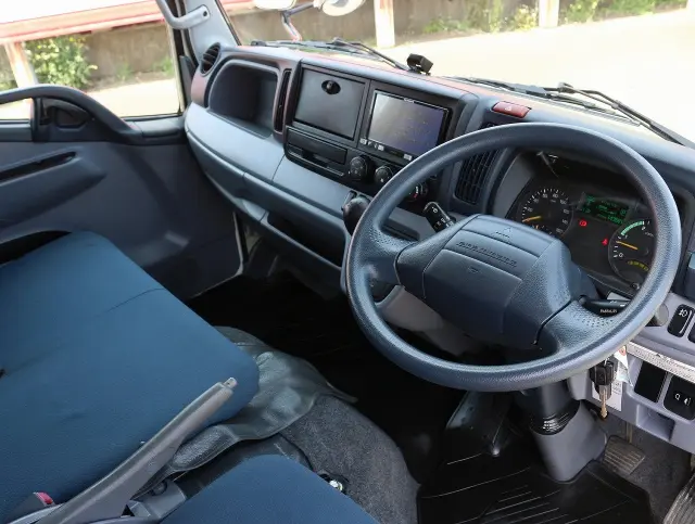 三菱 キャンター TKG-FBA20(2WD)の写真28