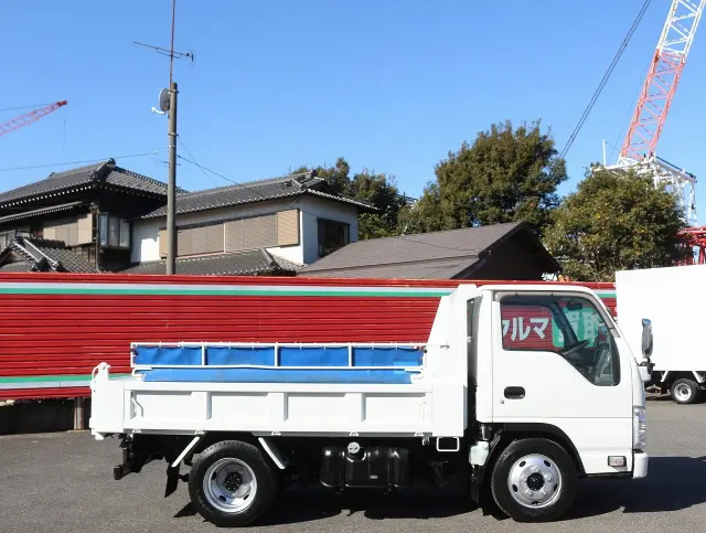 いすゞ エルフ TPG-NKR85AD(2WD)の写真5