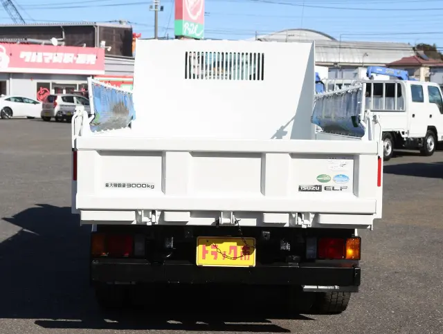 いすゞ エルフ TPG-NKR85AD(2WD)の写真7