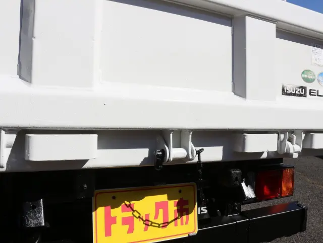 いすゞ エルフ TPG-NKR85AD(2WD)の写真10