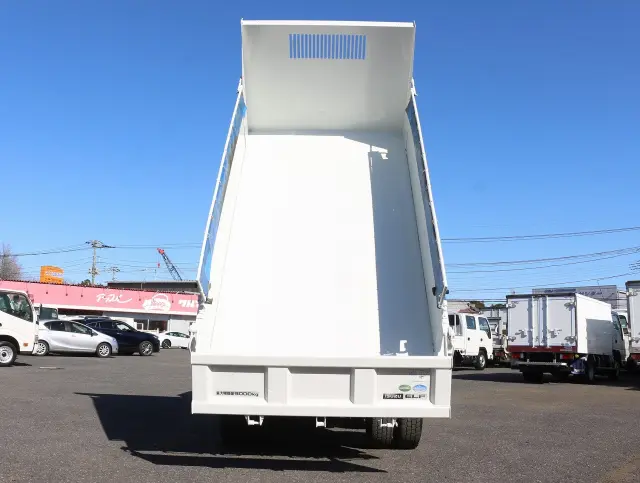 いすゞ エルフ TPG-NKR85AD(2WD)の写真24