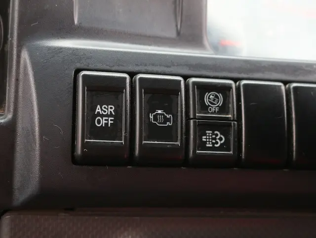 いすゞ エルフ TPG-NKR85AD(2WD)の写真41