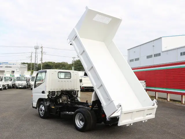 三菱 キャンター TPG-FBA60(2WD)の写真22