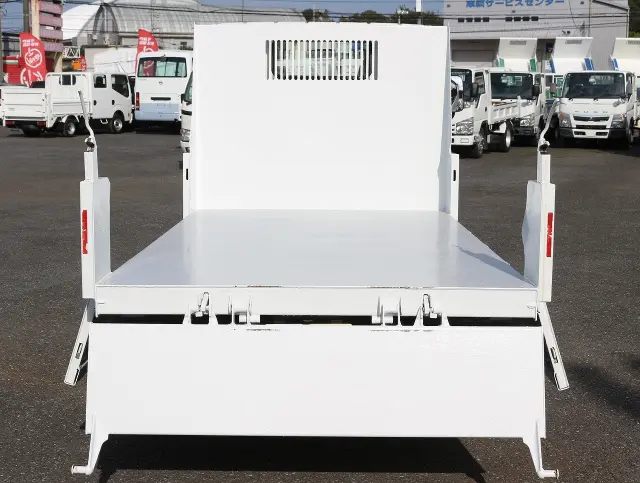 三菱 キャンター TPG-FBA60(2WD)の写真30