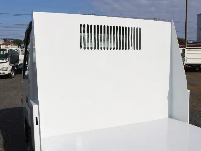 三菱 キャンター TPG-FBA60(2WD)の写真33