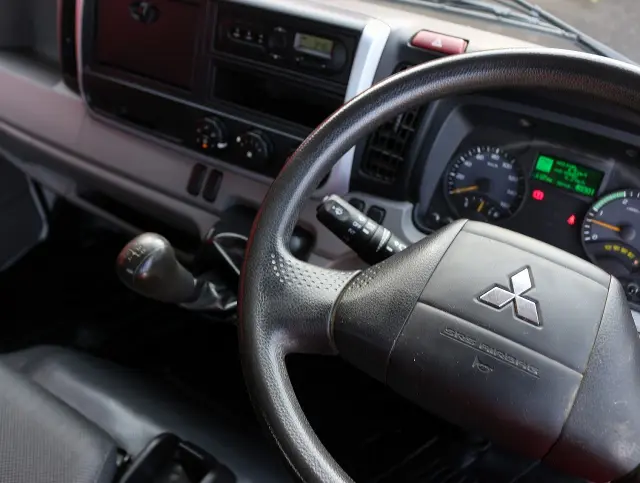 三菱 キャンター TPG-FBA60(2WD)の写真40