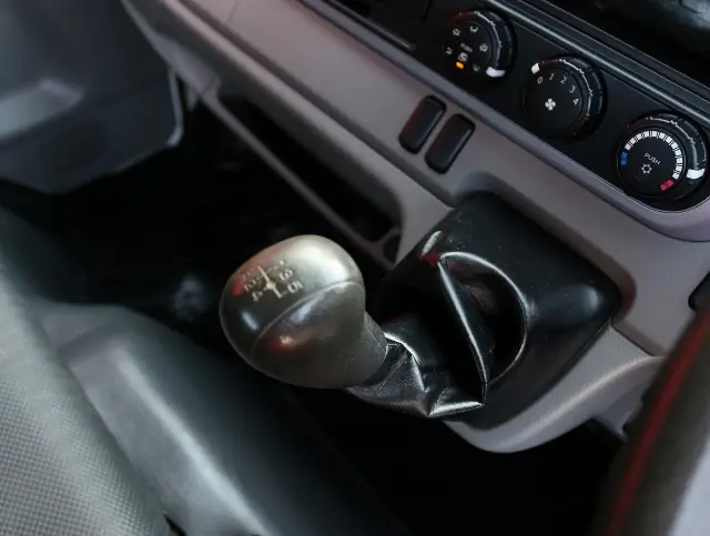 三菱 キャンター TPG-FBA60(2WD)の写真41