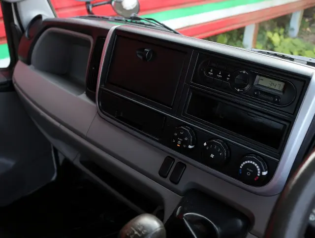 三菱 キャンター TPG-FBA60(2WD)の写真42