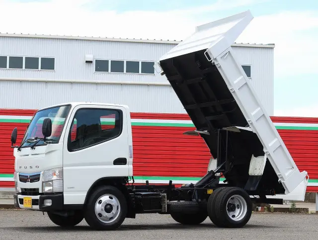 フロント|三菱 キャンター TPG-FBA60(2WD)の写真1