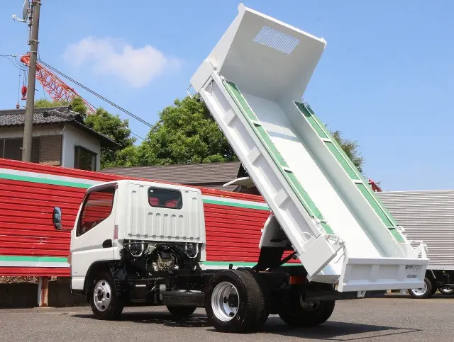 三菱 キャンター TPG-FBA30(2WD)の写真23