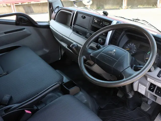 三菱 キャンター TPG-FBA30(2WD)の写真34