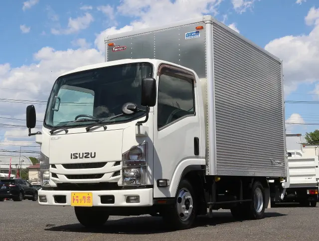 いすゞ エルフ TRG-NLR85AN(2WD)の写真1