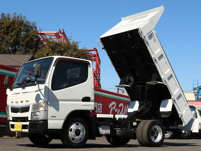 フロント|三菱 キャンター TPG-FBA60(2WD)の写真1