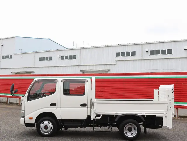 日野 デュトロ TKG-XZU685M(4WD)の写真8